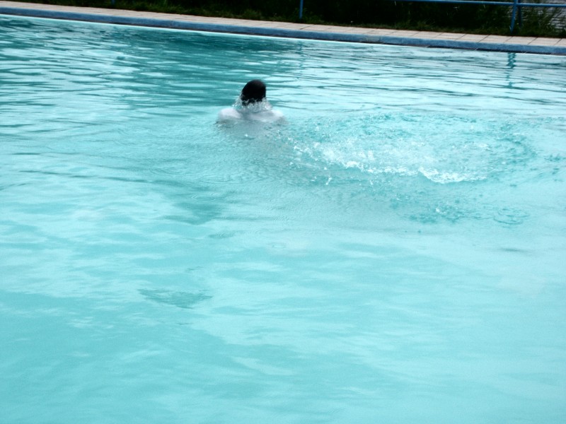 mb050804044.jpg
